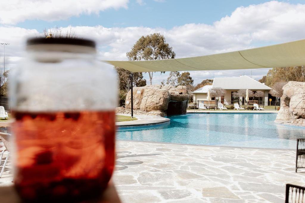 Tindarra Resort Moama Exterior foto